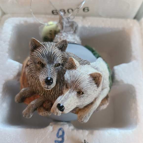 Vintage Bradford Edition Wolf Christmas Ornaments 1999 Eyes of the Wild - Picture 2 of 16